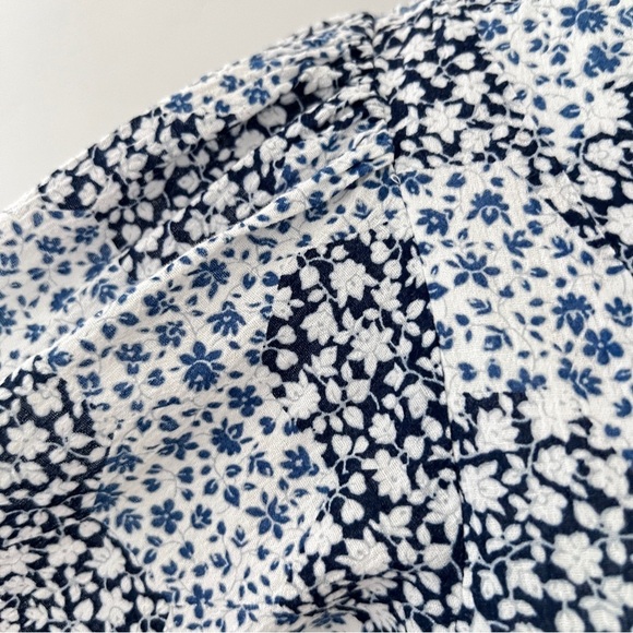 Madewell Blue & White Crinkle Wrap Mini Dress in Quilted Floral Sz 2 - Picture 7 of 16